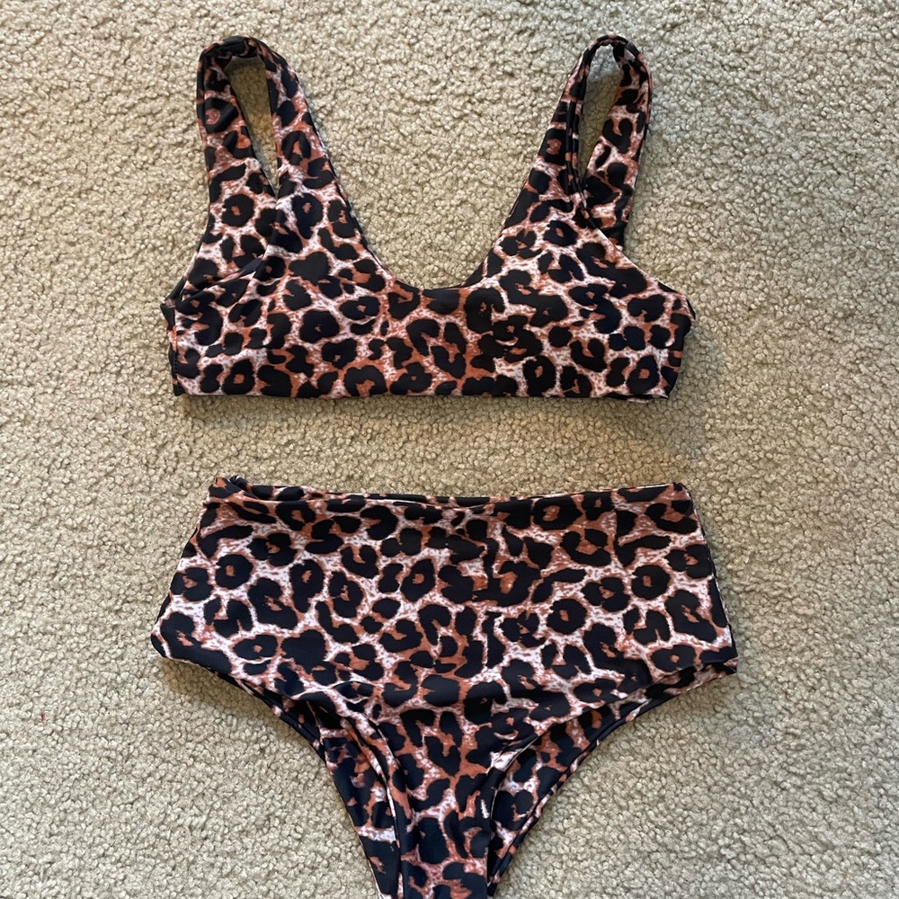 SHEIN Leopard Print Women's bikini set